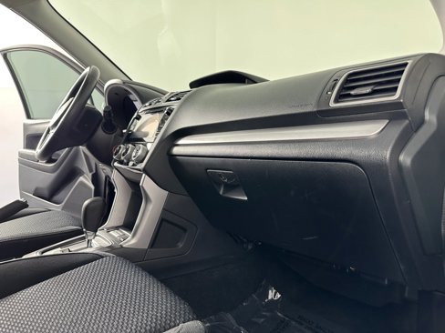 Used 2017 Subaru Forester 2.5i Premium image 37