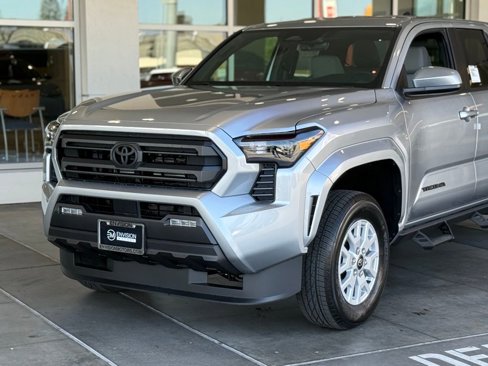 New 2025 Toyota Tacoma SR5 image 3