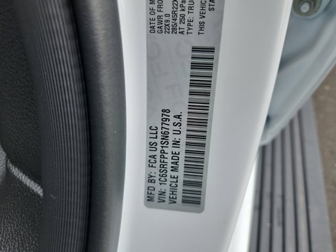 New 2025 RAM 1500 Limited image 25