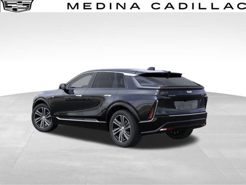 New 2026 Cadillac Lyriq Luxury image 3