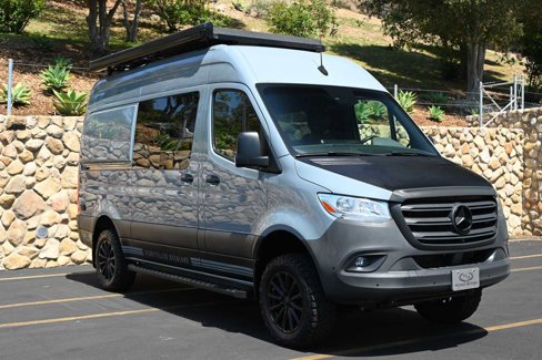 Used 2020 Mercedes-Benz Sprinter 2500 image 1