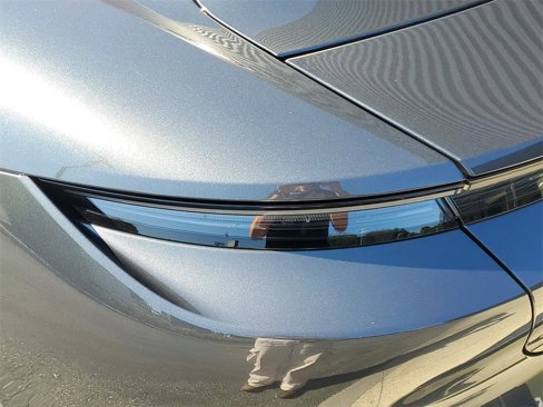 New 2025 Porsche Taycan 4S image 26