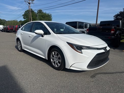 Used 2024 Toyota Corolla LE image 1