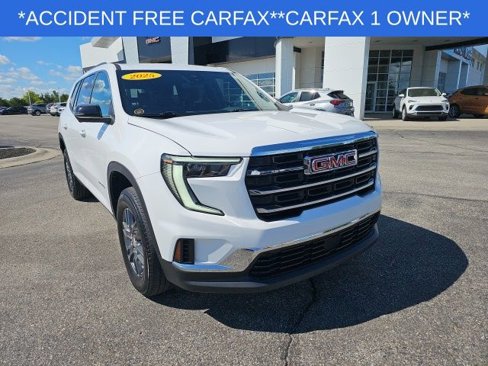 Used 2025 GMC Acadia Elevation image 4