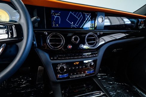 Used 2024 Rolls-Royce Spectre w/ Spectre Launch Package image 47