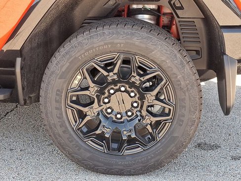 New 2025 GMC Hummer EV 2X image 11