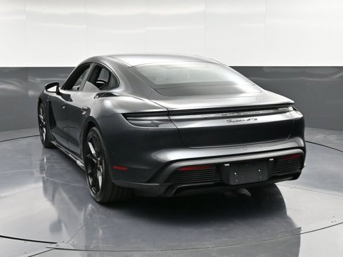 New 2025 Porsche Taycan GTS image 7