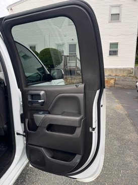 Used 2018 Chevrolet Silverado 1500 LT w/ All Star Edition image 29