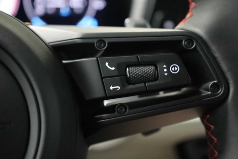 New 2025 Porsche Cayenne GTS image 28