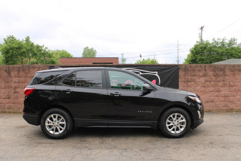 Used 2020 Chevrolet Equinox LS w/ LS Convenience Package image 5