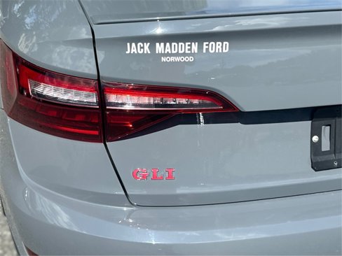 Used 2021 Volkswagen Jetta GLI Autobahn image 11