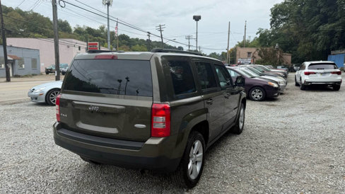 Used 2016 Jeep Patriot Latitude image 13