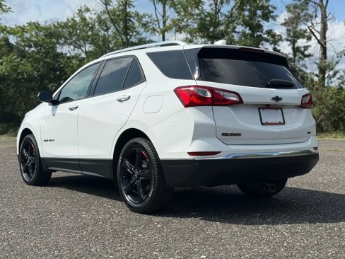 Used 2020 Chevrolet Equinox Premier w/ Premier Redline Edition image 3