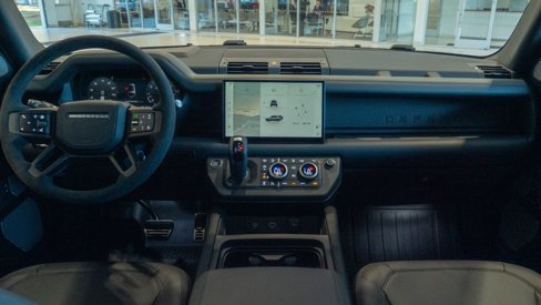 New 2024 Land Rover Defender 130 V8 image 19