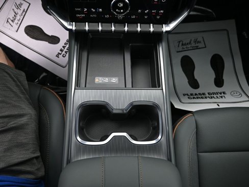 New 2026 GMC Acadia AT4 w/ Luxury Package image 31