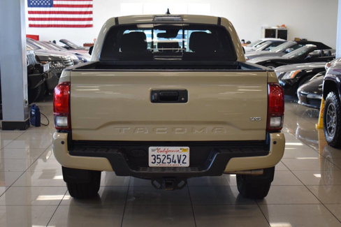 Used 2019 Toyota Tacoma TRD Off-Road w/ Technology Package image 30