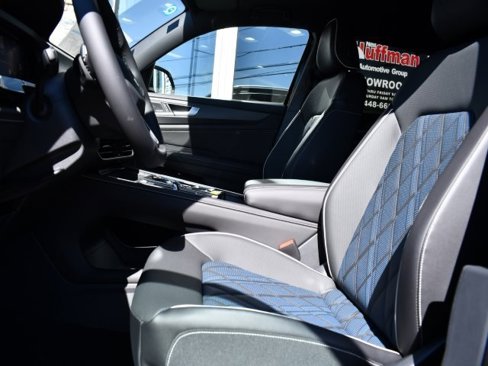 New 2025 Volkswagen Atlas Cross Sport SEL Premium R-Line image 9