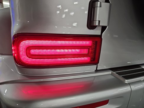 Used 2025 Mercedes-Benz G 550 image 17