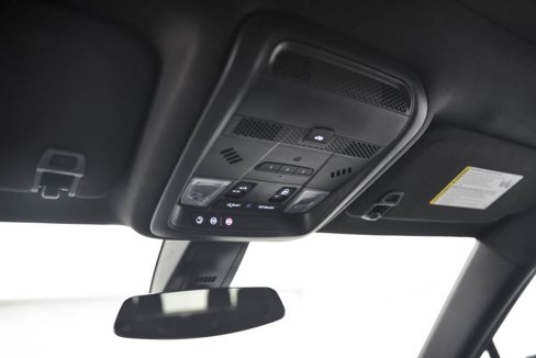 Used 2025 Cadillac XT6 Premium Luxury image 18