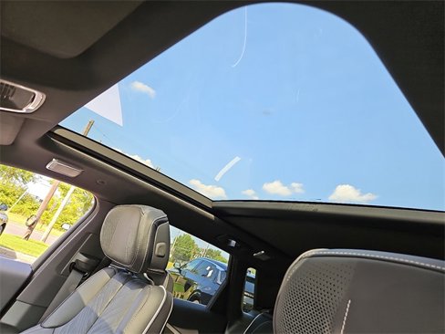 New 2026 Cadillac Lyriq V image 12