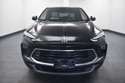 Used 2024 Buick Encore GX Preferred image 2
