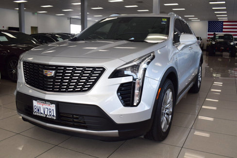 Used 2020 Cadillac XT4 Premium Luxury image 3