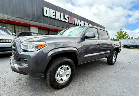 Used 2019 Toyota Tacoma SR w/ SR Convenience Package image 10