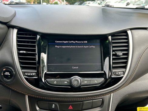 Certified 2022 Chevrolet Trax LT w/ LT Convenience Package image 15