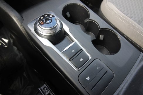 Used 2021 Ford Escape SE image 17