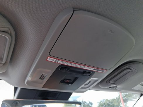 Used 2025 Toyota Camry LE image 29