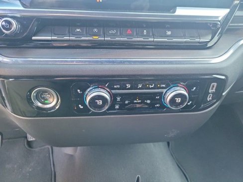 Used 2024 GMC Sierra 1500 SLT image 24