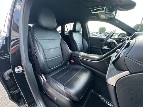 Used 2024 Mercedes-Benz GLC 300 4MATIC image 45