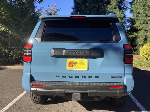 Used 2025 Toyota 4Runner 4WD image 23