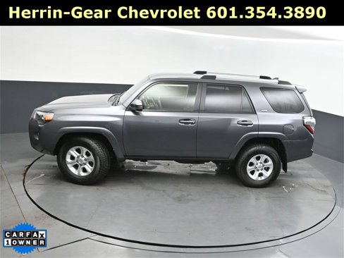 Used 2023 Toyota 4Runner SR5 image 29