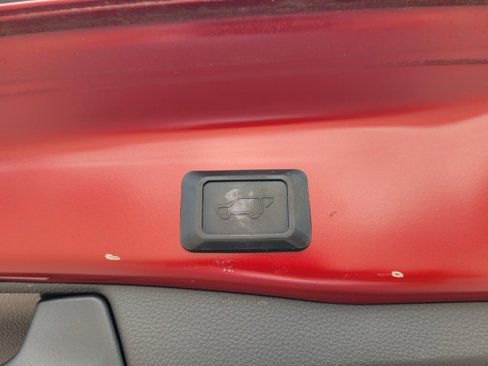 Certified 2021 Toyota RAV4 XLE Premium image 10