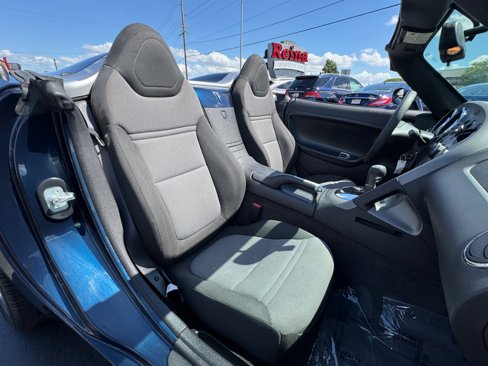Used 2008 Pontiac Solstice Convertible w/ Preferred Package image 10