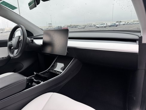 Used 2020 Tesla Model Y Performance image 6
