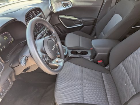Certified 2023 Kia Soul LX image 20