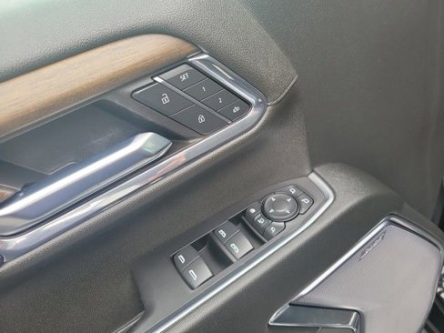 Used 2024 Chevrolet Silverado 2500 High Country image 14