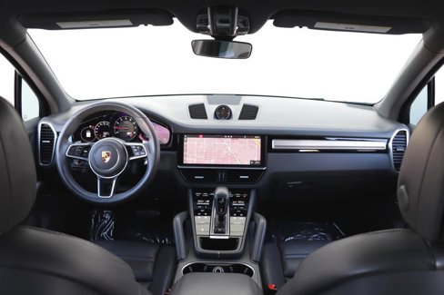 Used 2021 Porsche Cayenne image 35