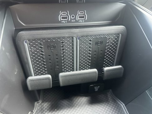 New 2025 RAM 2500 Laramie image 30