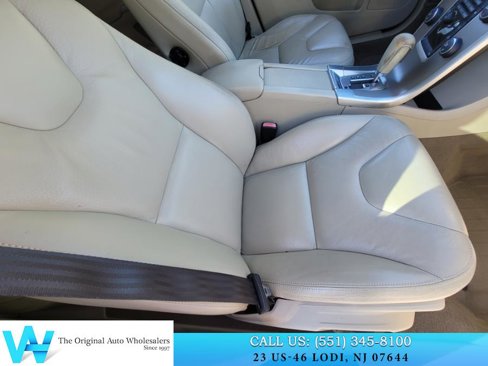 Used 2011 Volvo XC60 T6 image 18