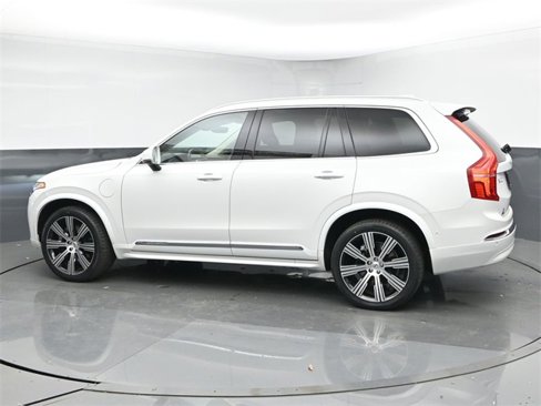 Used 2024 Volvo XC90 T8 Plus w/ Protection Package Premier image 5