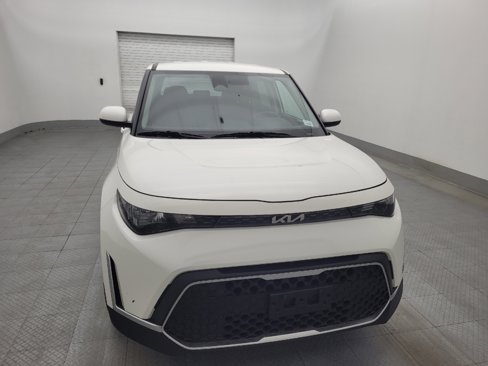 Used 2023 Kia Soul LX image 14