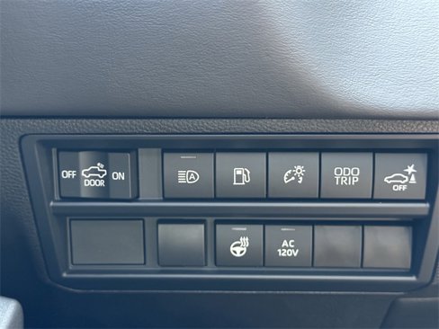 New 2026 Toyota Tundra Platinum image 17