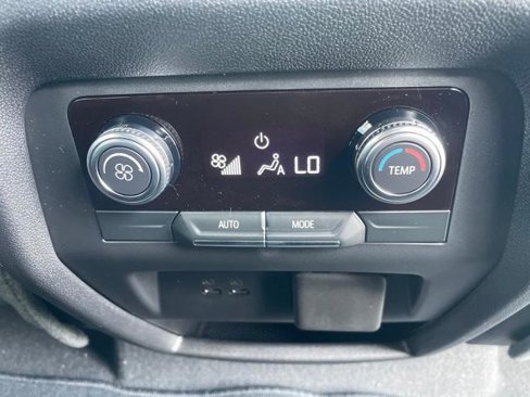 New 2026 GMC Acadia Elevation image 38