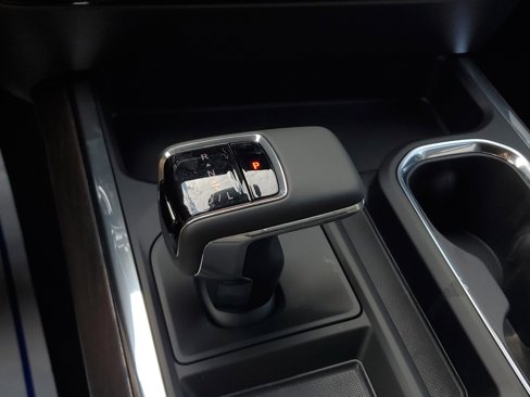 New 2026 GMC Sierra 1500 SLT w/ SLT Premium Package image 32