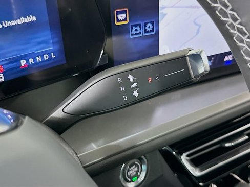 New 2026 Chevrolet Traverse LT image 17