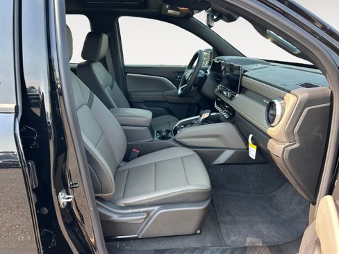 New 2026 Chevrolet Colorado ZR2 w/ Technology Package image 10