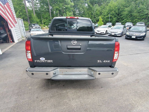 Used 2014 Nissan Frontier SL image 6